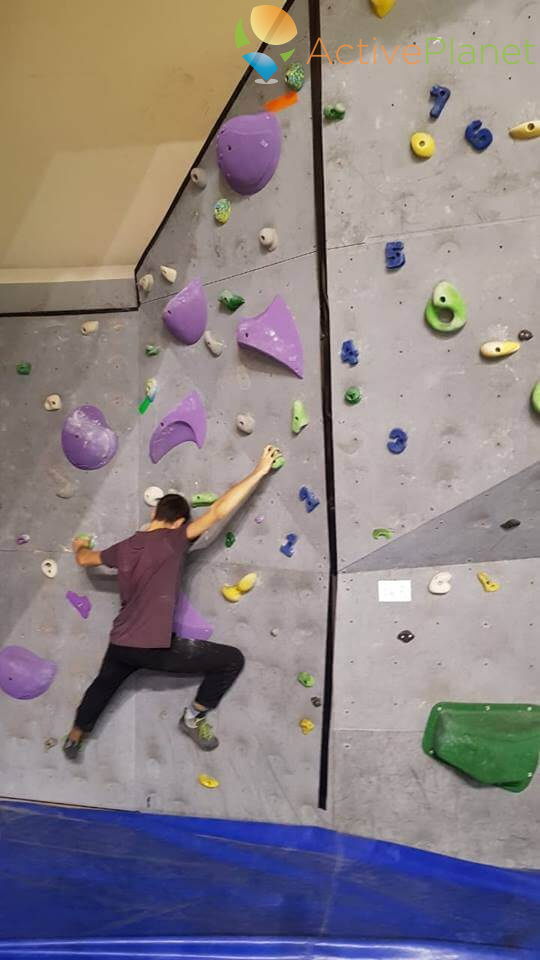 Sport venue Cyprus Federation Climbing Centre KOMOAAP for the team